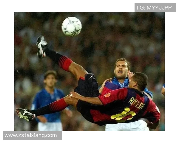 最强倒挂足球明星揭晓谁能在绿茵场上演绝妙倒钩进球