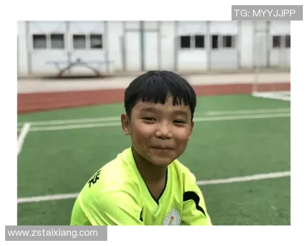 中国人专访足球明星背后的故事与梦想分享